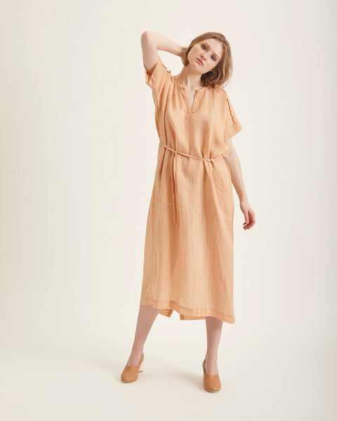 Mage dress in apricot