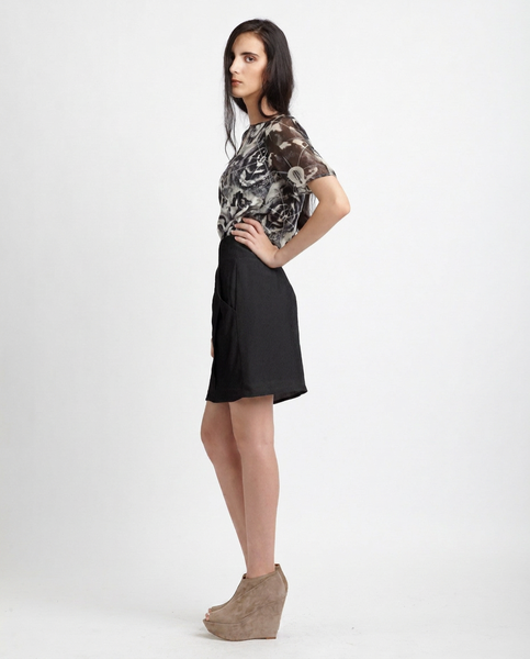 Reflection Skirt in black