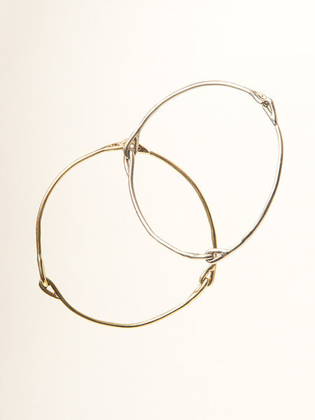Knot Bangle in Gold - Founders & Followers - Ladyluna - 2