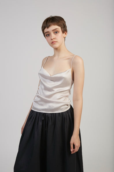 Benve silk stretch top in Silver