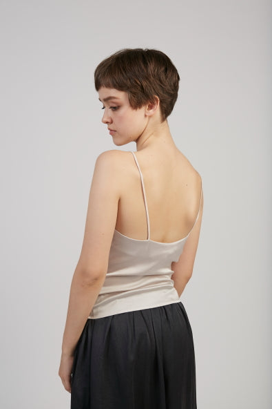 Benve silk stretch top in Silver