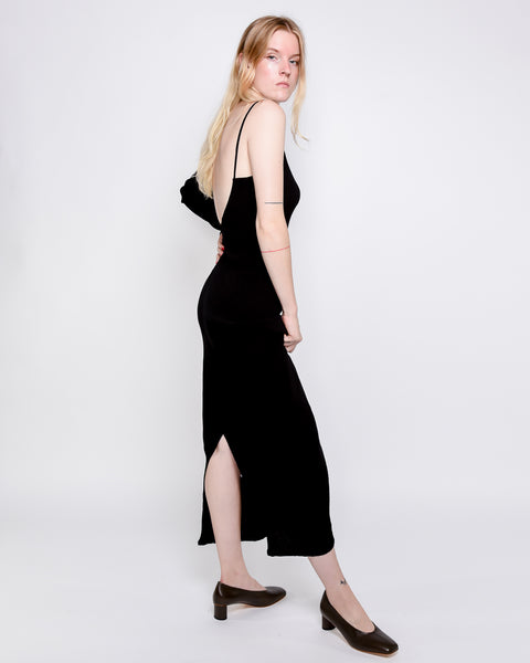 Linde asymmetrical crinkle dress in black