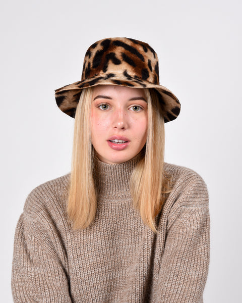 Bucket hat in tiger shag felt