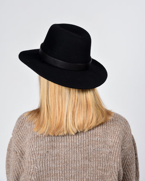 Jackson wool hat in black with leather band