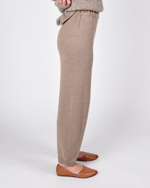 Taper sweatpant in camel