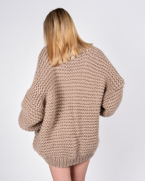 Pocket cardigan in warm taupe