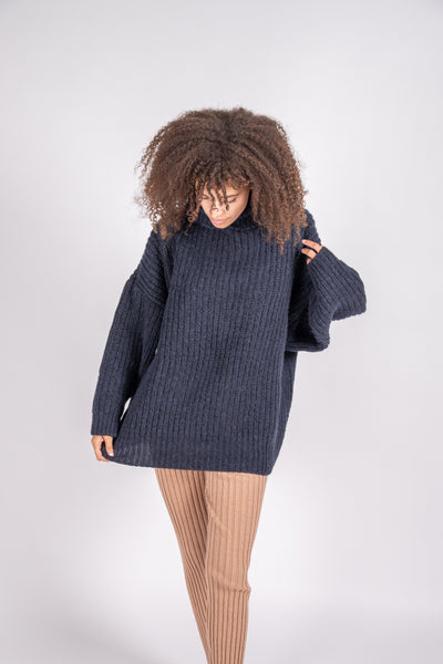 Mea turtleneck wrap in black eco wool