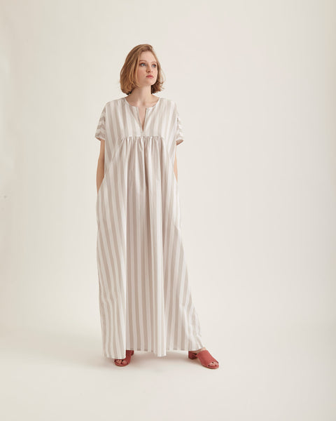 Racel maxi-dress in white stripe