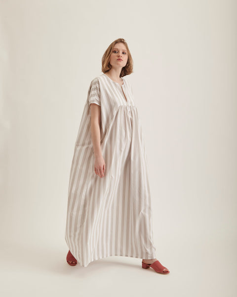 Racel maxi-dress in white stripe