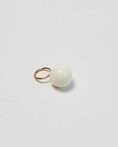 Lollipop ring in ivory