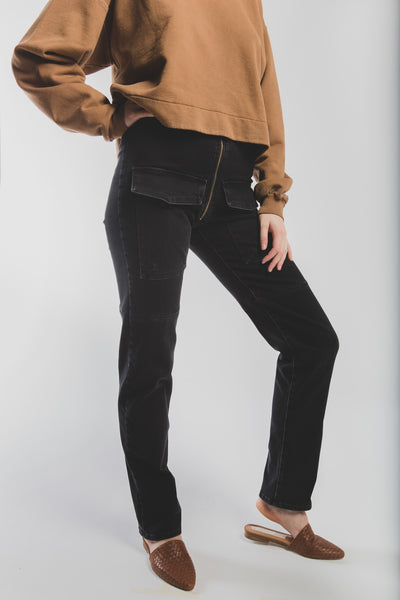 Walker pants in washed black