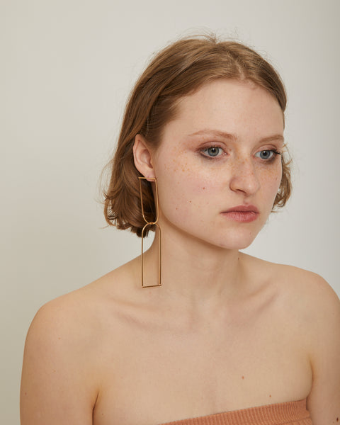 Linked U Earrings