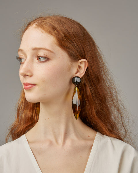 Margot earrings in Tortoise