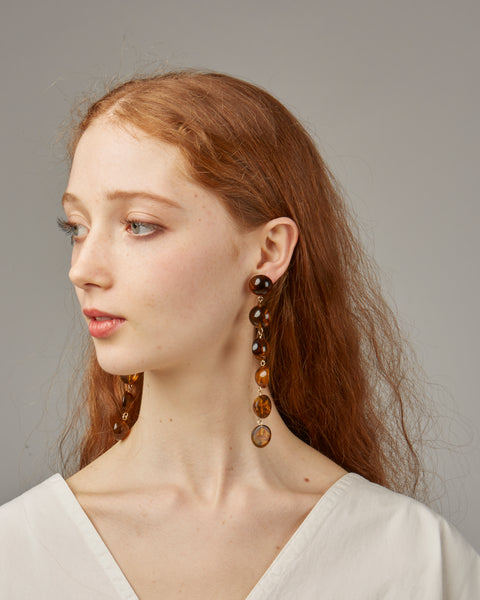 Tallulah earrings in amber