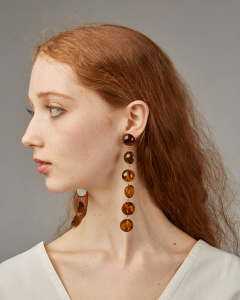 Tallulah earrings in amber