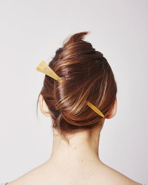 Hairpin 011 in Matte gold